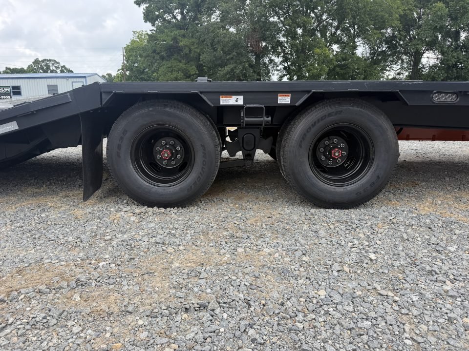 2026 RawMaxx HTX 102X32 GOOSENECK / HYDRAULIC DISC BRAKES / HYDRAULIC JACKS / 14 PLY TIRES / ALUMINU