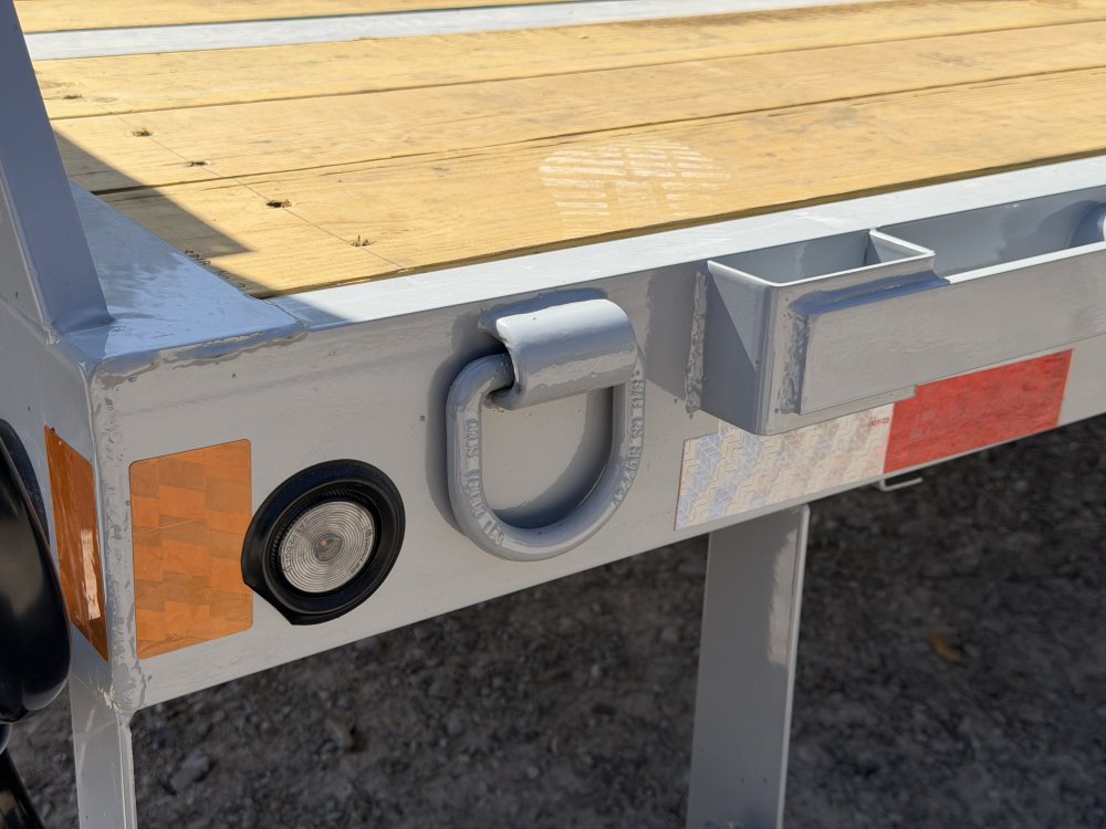 2027 102"x32' Load Trail Flatbed