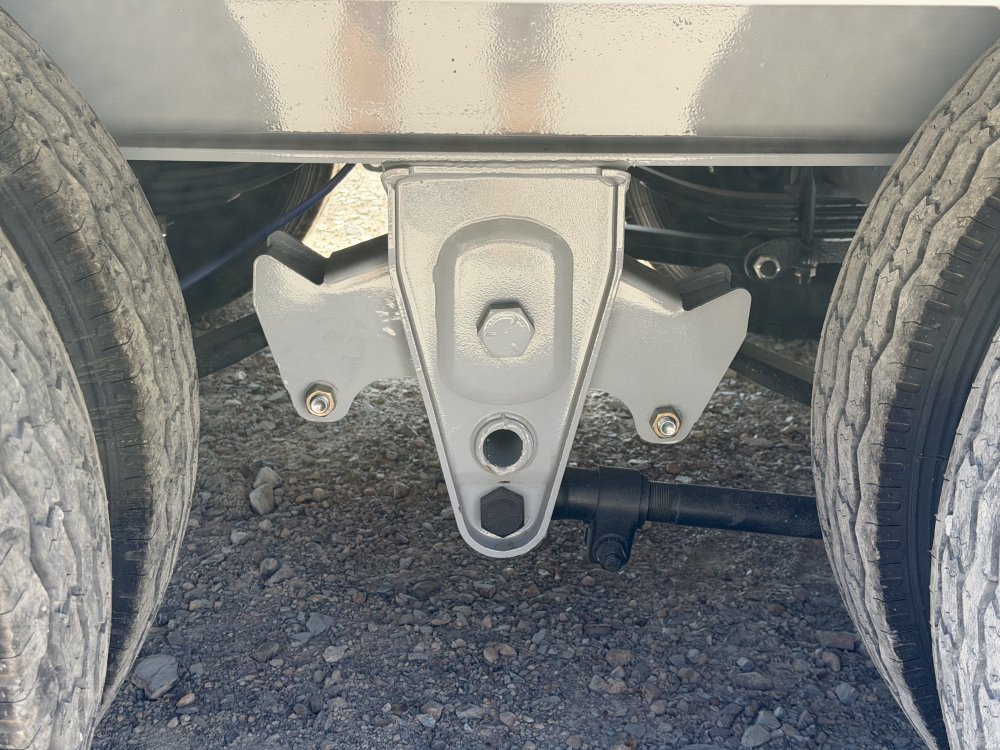 2027 102"x32' Load Trail Flatbed