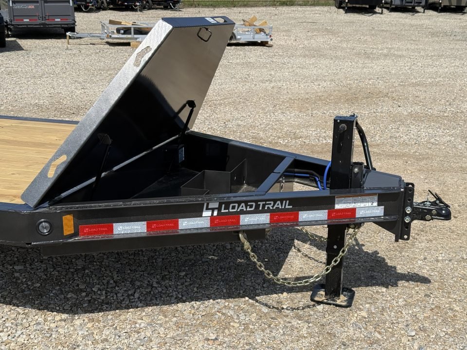 2026 Load Trail CB 83X22 / I-BEAM FRAME / 14PLY / MAXX RAMPS / TOOL BOX Equipment Trailer