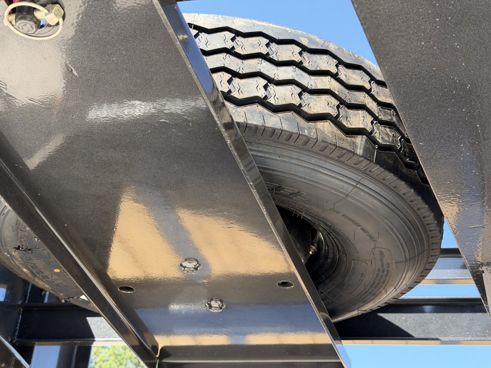 2027 102"x32' Load Trail Flatbed