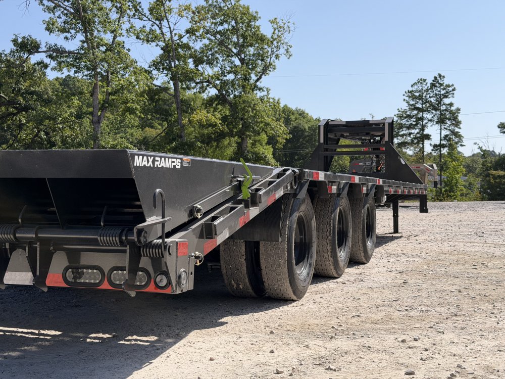 2027 102"x32' Load Trail Flatbed