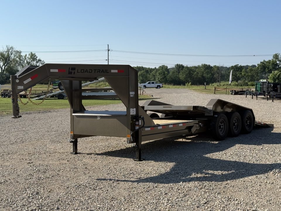 2027 Load Trail GN 83X24 / 8" I-BEAM / 14 PLY / WINCH PLATE / 21K GVWR / Equipment Trailer
