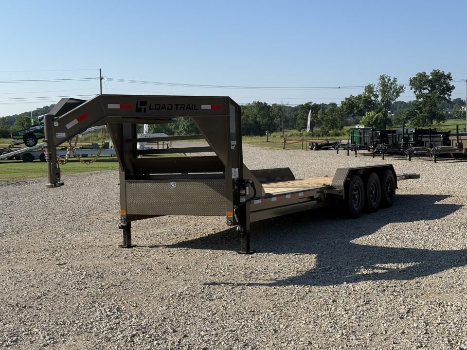 2027 Load Trail GN 83X24 / 8" I-BEAM / 14 PLY / WINCH PLATE / 21K GVWR / Equipment Trailer