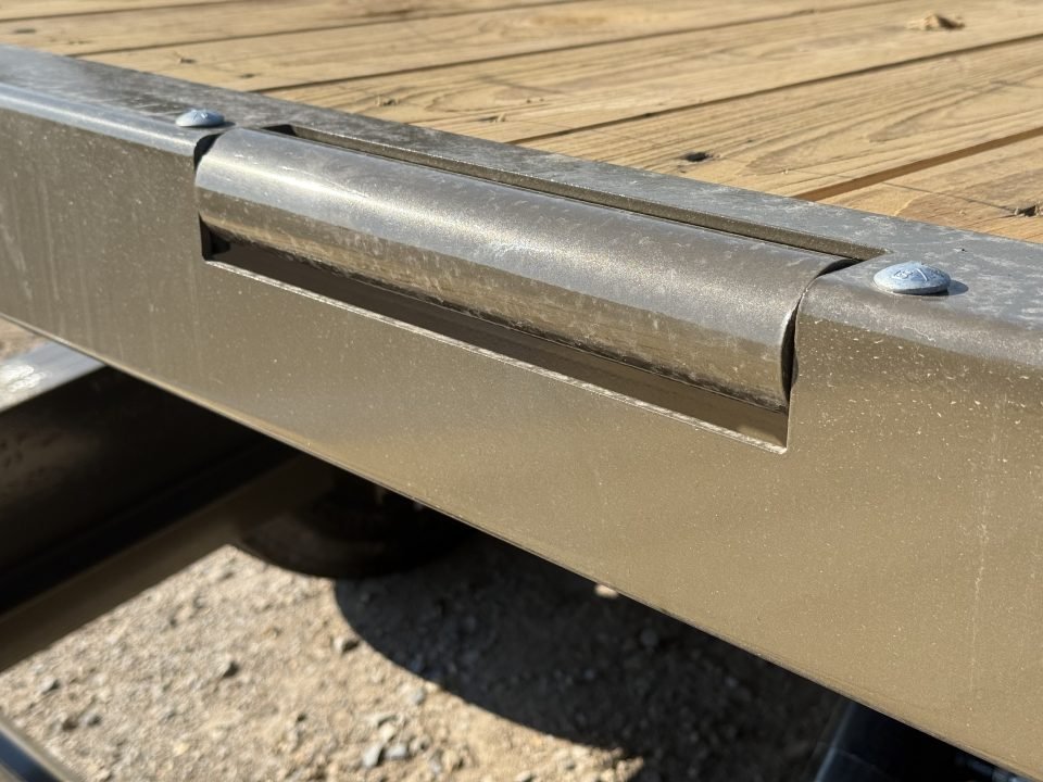 2027 Load Trail GN 83X24 / 8" I-BEAM / 14 PLY / WINCH PLATE / 21K GVWR / Equipment Trailer