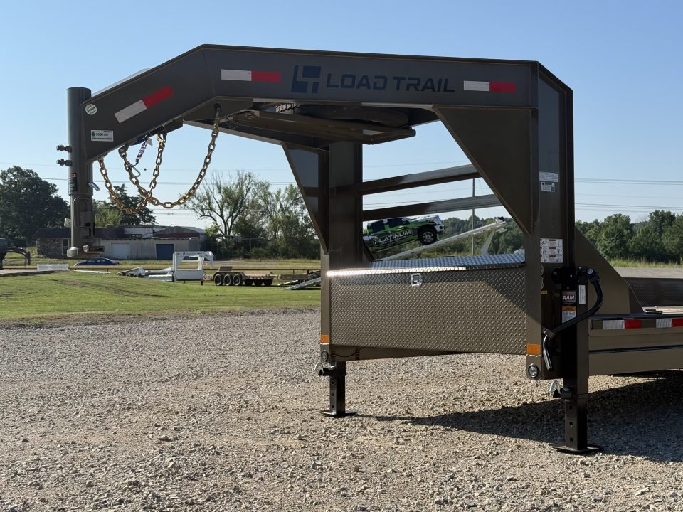 2027 Load Trail GN 83X24 / 8" I-BEAM / 14 PLY / WINCH PLATE / 21K GVWR / Equipment Trailer