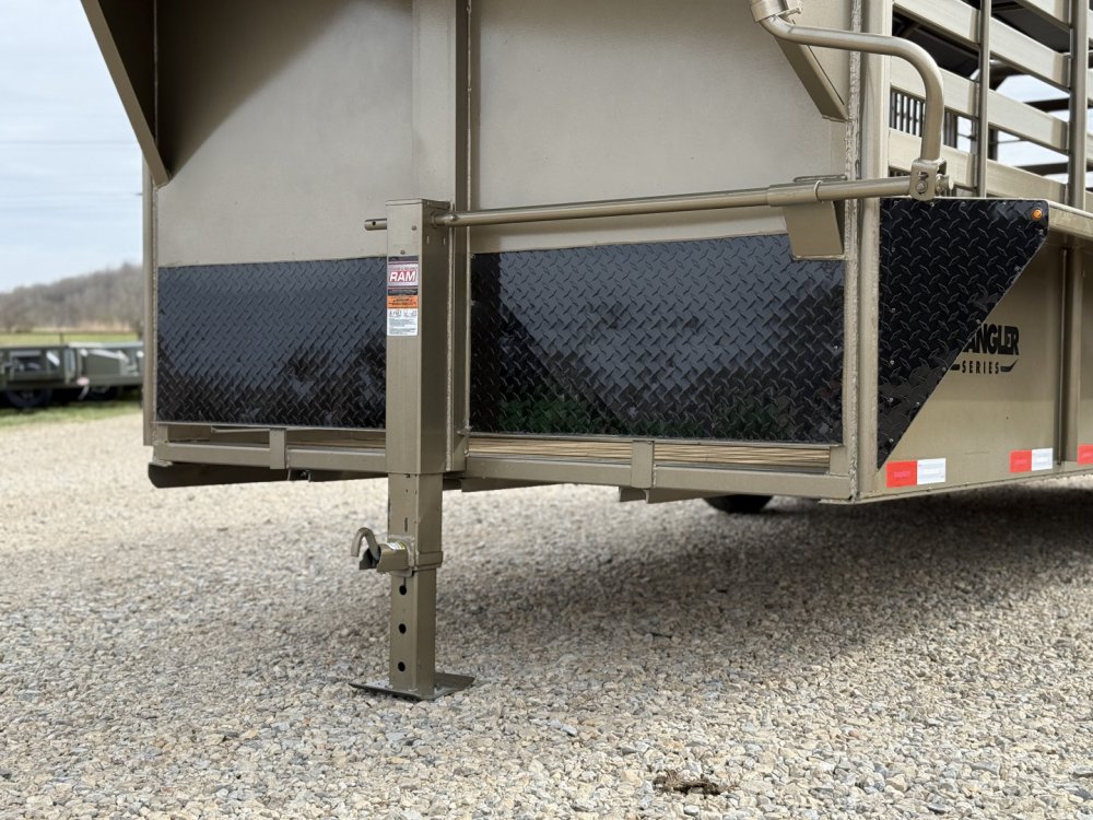 2026 Good Guys Trailers 6'8"x20' Gooseneck Bar Top / Wrangler Series Livestock / Full Swing w/Slider