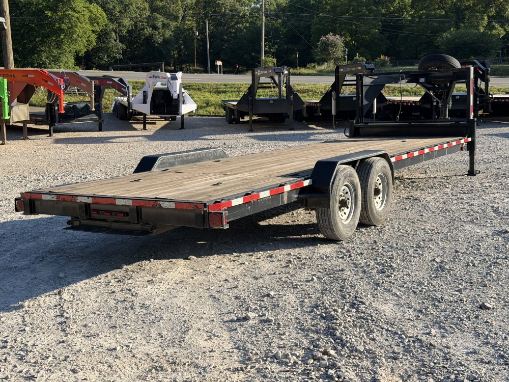 2016 83"x26' TEXAS PRIDE Flatbed