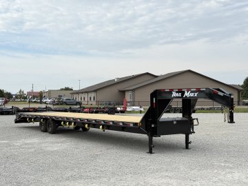 2026 TRAILMAXX 102X40 GOOSENECK HOTSHOT FLATBED W/MEGA RAMPS, 14 PLYS AND (8) SLIDE RATCHETS 14K GVWR FLATBED TRAILER