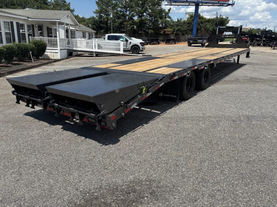 2026 Load Trail GP 102X36 25900 GVWR UNDER FRAME BRIDGE AND PIPE BRIDGE MAX RAMP Deckover Trailer