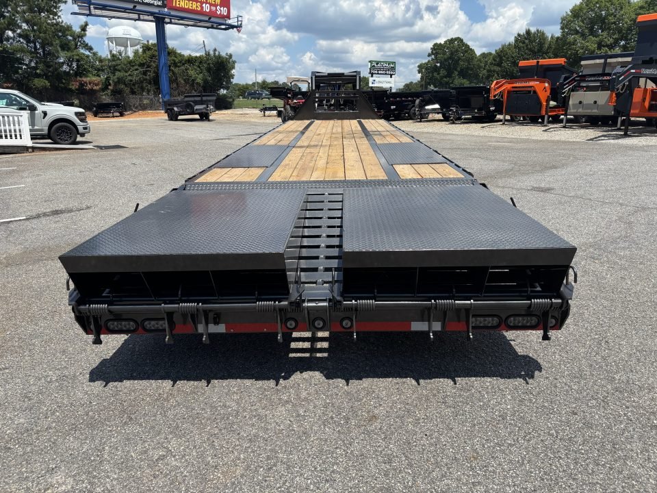 2026 Load Trail GP 102X36 25900 GVWR UNDER FRAME BRIDGE AND PIPE BRIDGE MAX RAMP Deckover Trailer