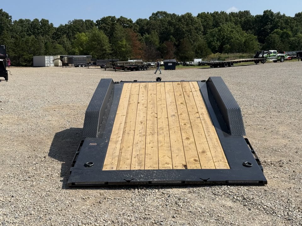 2026 Load Trail TH 102X24 / TILT DECK / WINCH PLATE / EXTRA D-RINGS / 21K GVWR / Equipment Trailer
