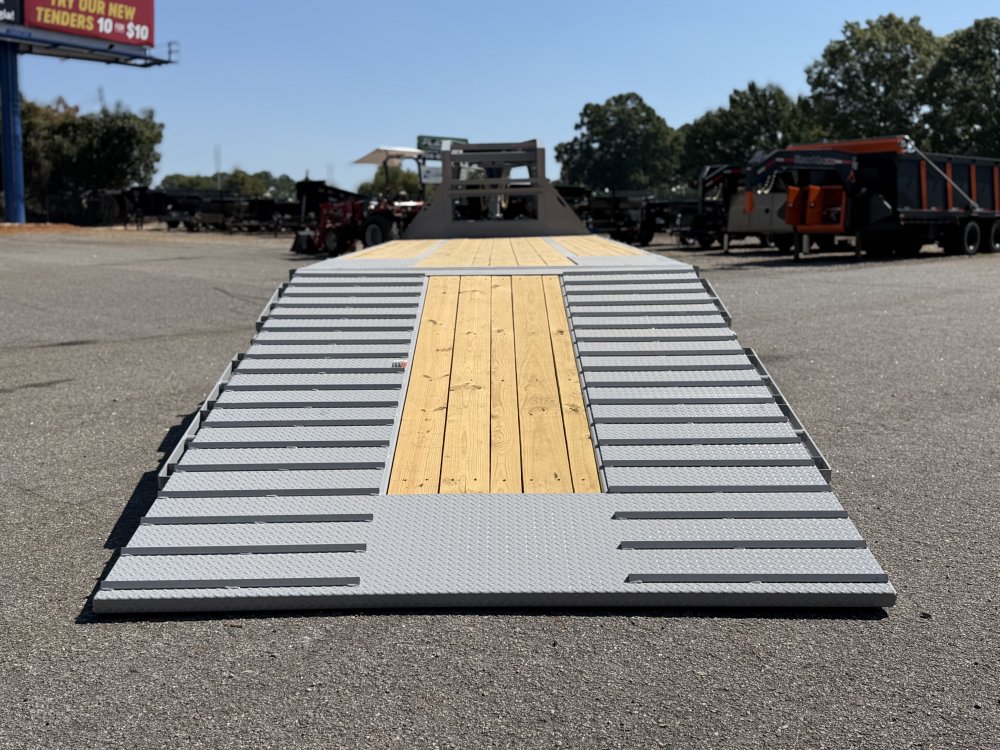 2027 Load Trail GL 102X34 25.9K 12' HYDRUALIC DOVETAIL 14PLY TIRES 4 BUTTON WIRELESS Flatbed Trailer
