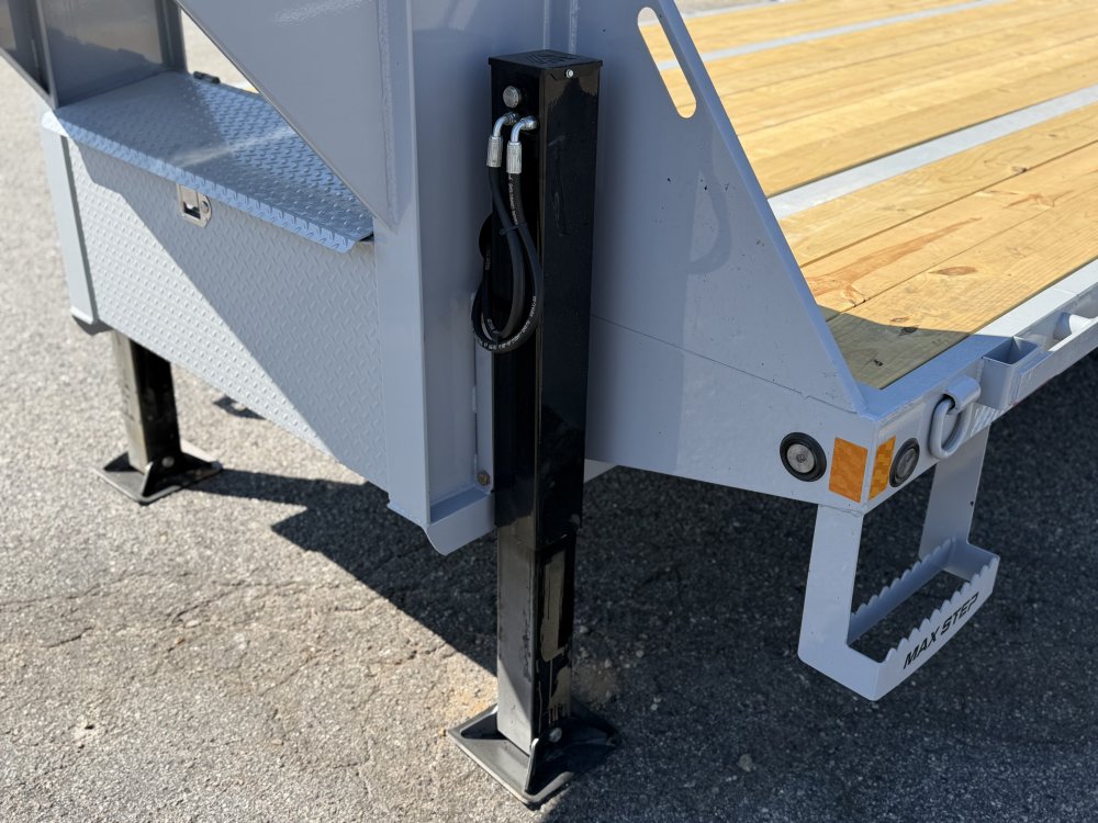 2027 Load Trail GL 102X34 25.9K 12' HYDRUALIC DOVETAIL 14PLY TIRES 4 BUTTON WIRELESS Flatbed Trailer