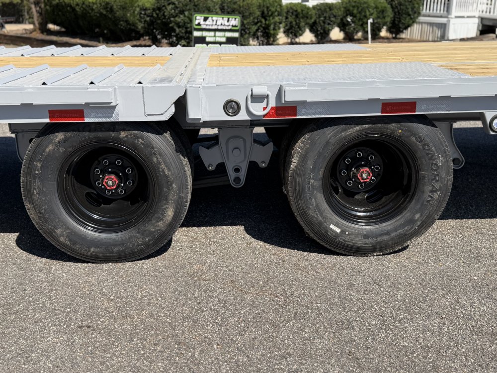 2027 Load Trail GL 102X34 25.9K 12' HYDRUALIC DOVETAIL 14PLY TIRES 4 BUTTON WIRELESS Flatbed Trailer