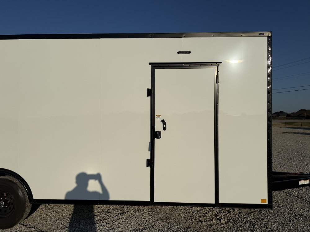 2027 SAWYER 8.5X24X7'6" W/6K TORSION AXLES, ONE PIECE THERMOPLY ROOF, SCREWLESS EXTERIOR, AND REAR S
