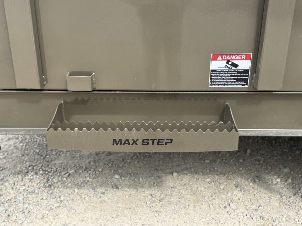 2026 Load Trail 83X14 DG Dump Trailer / 14 PLY TIRES / HIGHSIDE / 7 GAUGE FLOOR / TELESCOPIC / REAR 