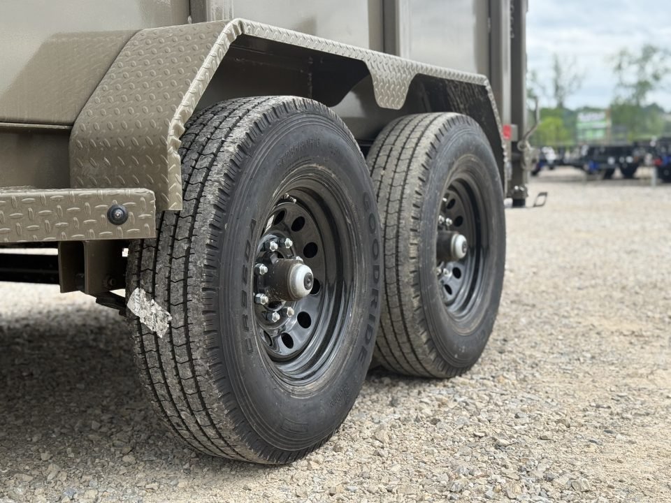 2026 Load Trail 83X14 DG Dump Trailer / 14 PLY TIRES / HIGHSIDE / 7 GAUGE FLOOR / TELESCOPIC / REAR 