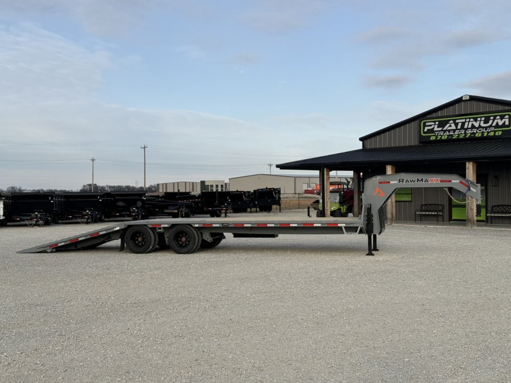 2026 RawMaxx HTX 102X32 GOOSENECK 16K HYDRAULIC DISC BRAKE AXLES AND 11' HYDRAULIC DOVE/JACKS 30K GV