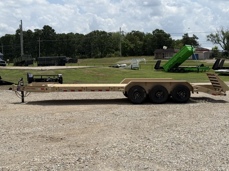 2026 Load Trail CB 83X24 / TOOL BOX / MAX RAMPS / CHAIN TIE DOWNS / 21K GVWR Equipment Trailer