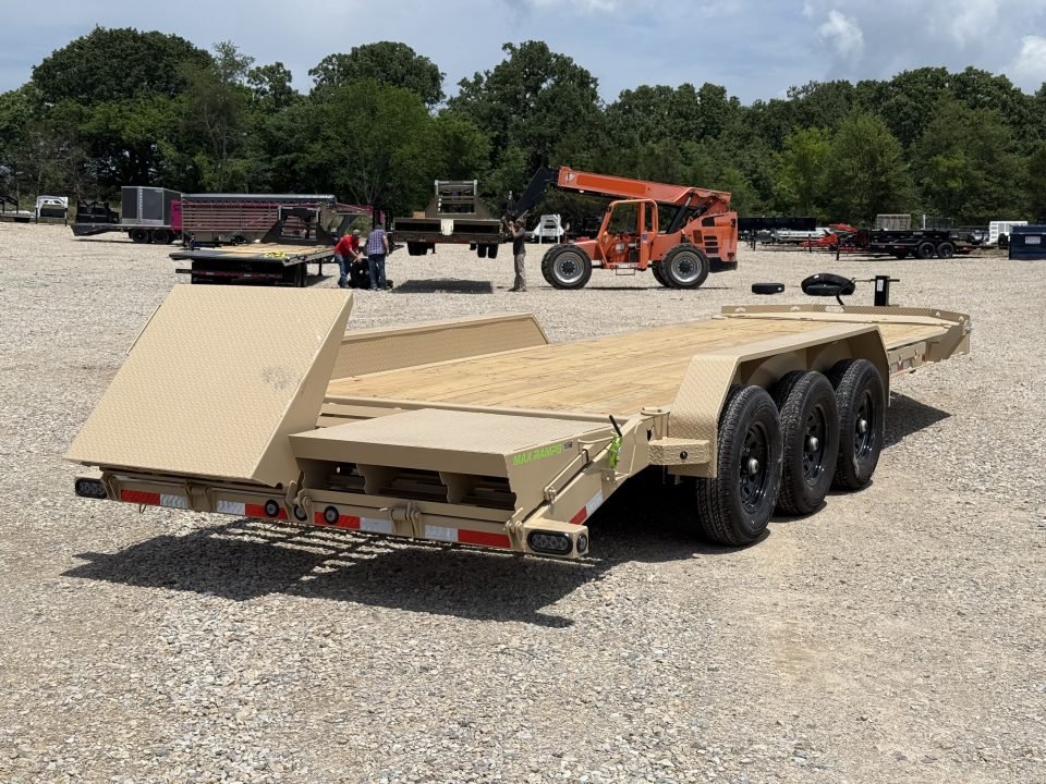 2026 Load Trail CB 83X24 / TOOL BOX / MAX RAMPS / CHAIN TIE DOWNS / 21K GVWR Equipment Trailer