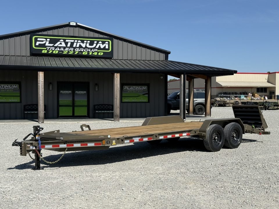 2026 Load Trail CB 83X22 I-BEAM W/MAX RAMPS, 14 PLYS, AND CHAIN TIE DOWNS 14K GVWR Equipment Trailer