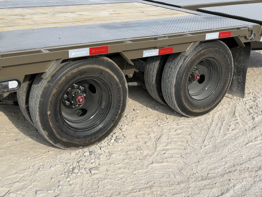 2027 102"x25' Load Trail Flatbed