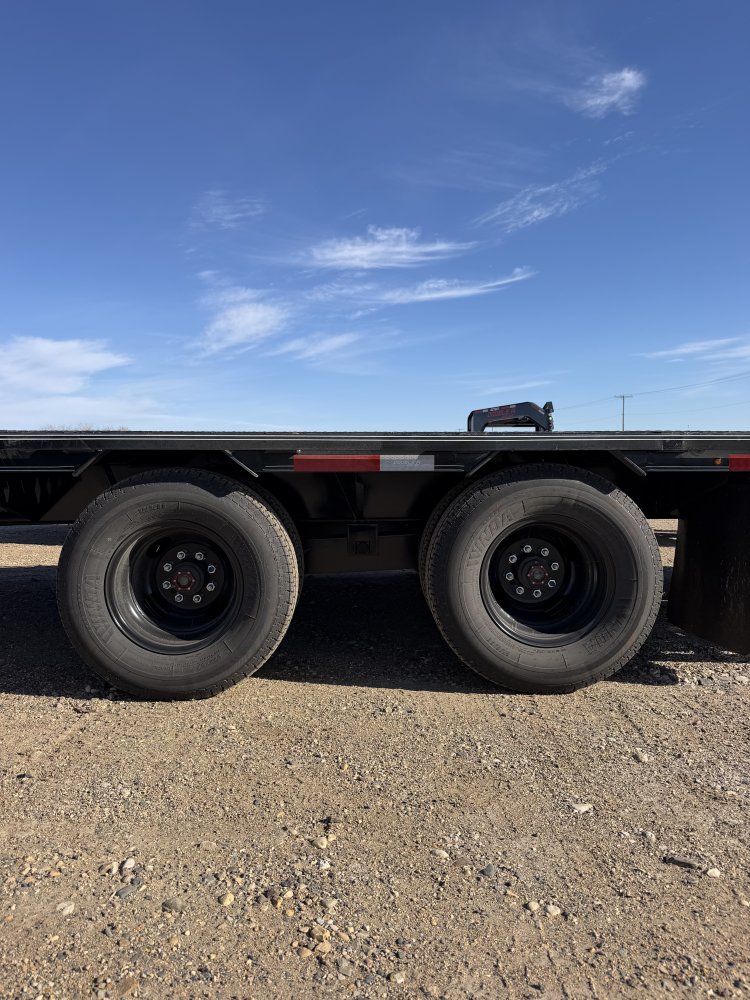 2027 Double A 32' Gooseneck GHB208-32