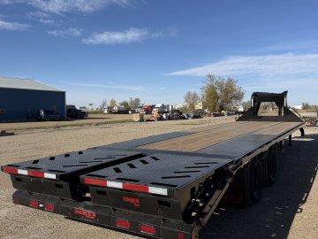 2027 Double A 32' Gooseneck GHB208-32 thumbnail