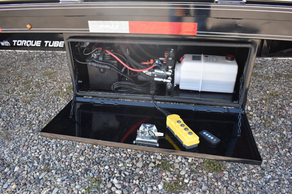 Double A 102"X32' 24K deck over gooseneck trailer, hydraulic dovetail,