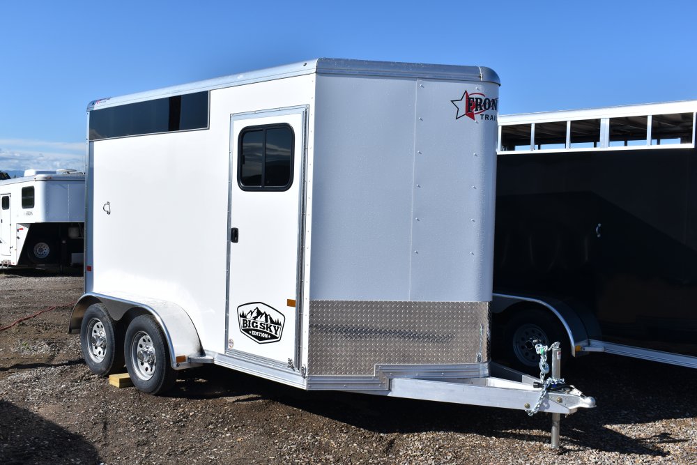 Colt big sky series, aluminum 2 horse bumper pull trailer 7K, 205/75R15 silver mod tires, spare tire