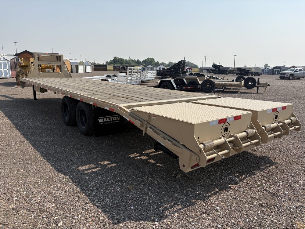 Walton FBX212-32G 24K Gooseneck trailer, 235/80R16 tires, spare tire, mud flaps, tool box, mega ramp