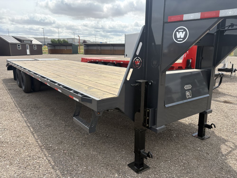 Walton FBX212-30G 24K Gooseneck trailer, 235/80R16 tires, spare tire, mud flaps, tool box, mega ramp