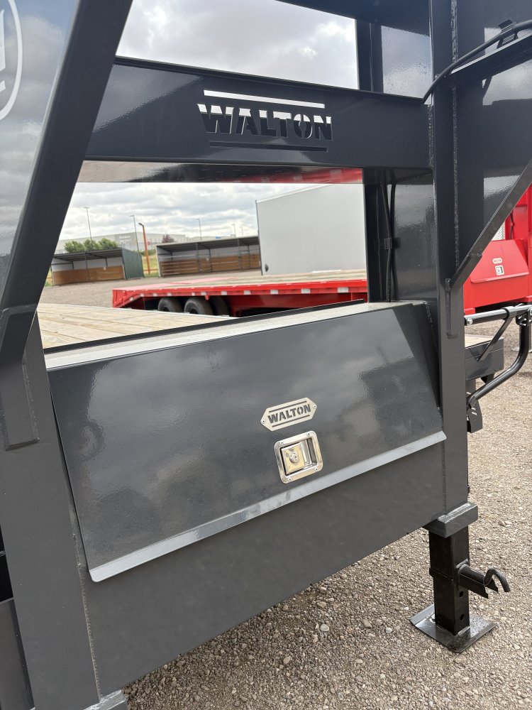 Walton FBX212-30G 24K Gooseneck trailer, 235/80R16 tires, spare tire, mud flaps, tool box, mega ramp