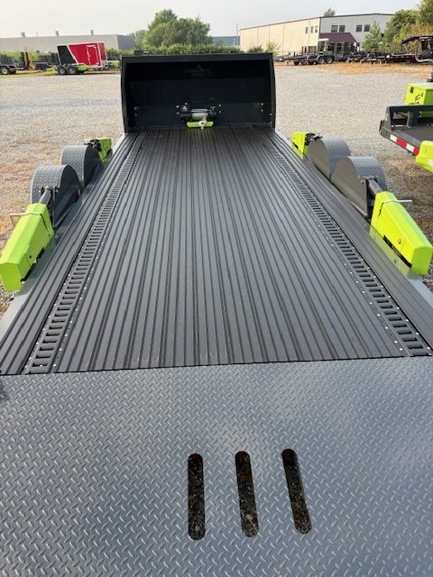 Flat track FTC8018 8K Bumper pull trailer,