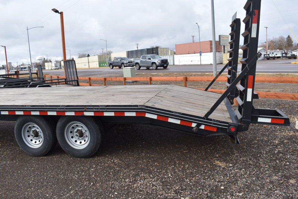 2018 Kauffman 102"x24' 14K Gooseneck deck over trailer, spare tire,