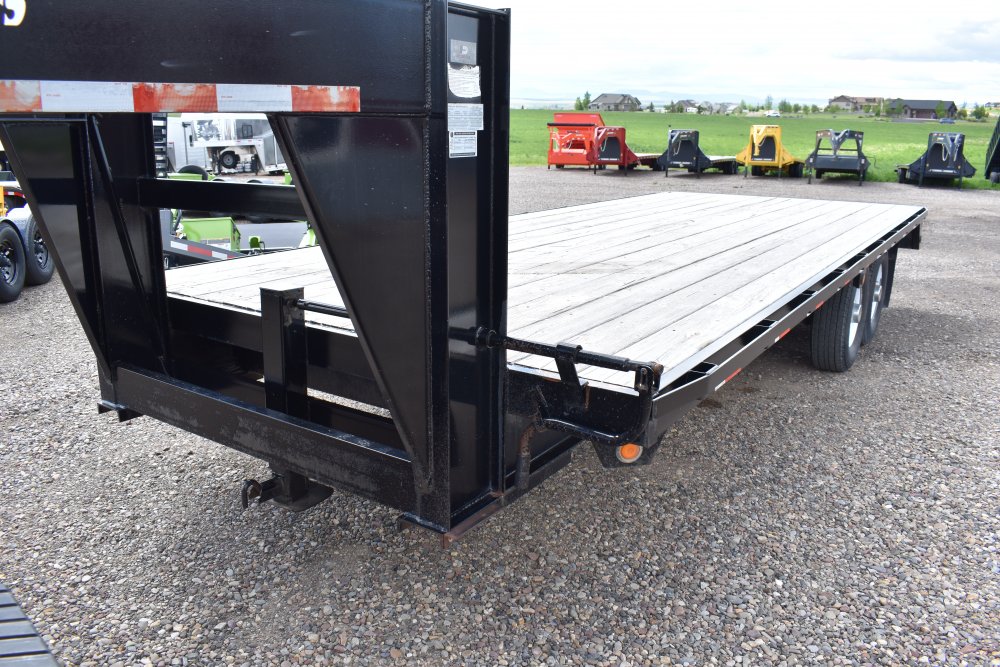 GF272 14K Snake River Gooseneck trailer, Flat deck w slide in ramps,