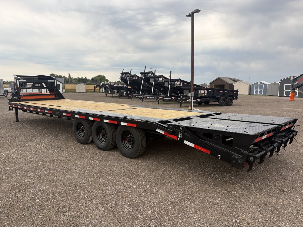 RawMaxx 102" X 32' Gooseneck Trailer, 24K, 14 Ply ST235/85R16 Tires - Triple Axle, HD Maxx Ramps, Sp