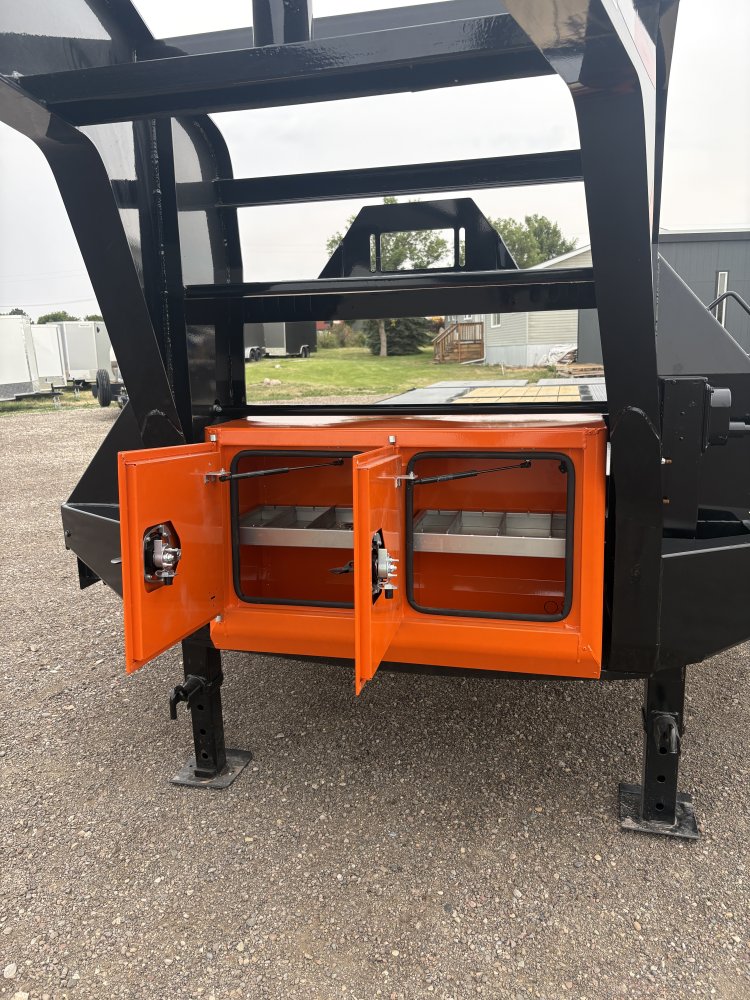 RawMaxx 102" X 26' Gooseneck Trailer, 20K, 10 Ply Tires 235/80/R16 - Dual Wheels, HD Maxx Ramps, Spa