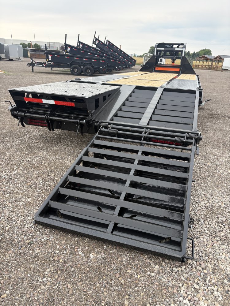 RawMaxx 102" X 26' Gooseneck Trailer, 20K, 10 Ply Tires 235/80/R16 - Dual Wheels, HD Maxx Ramps, Spa