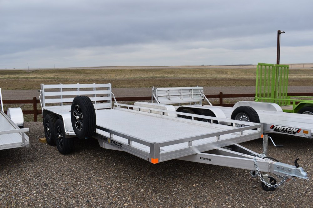 Bear Track 81"X16' 7K alum utility trailer, torsion axles, extruded alum deck, bi-fold gate