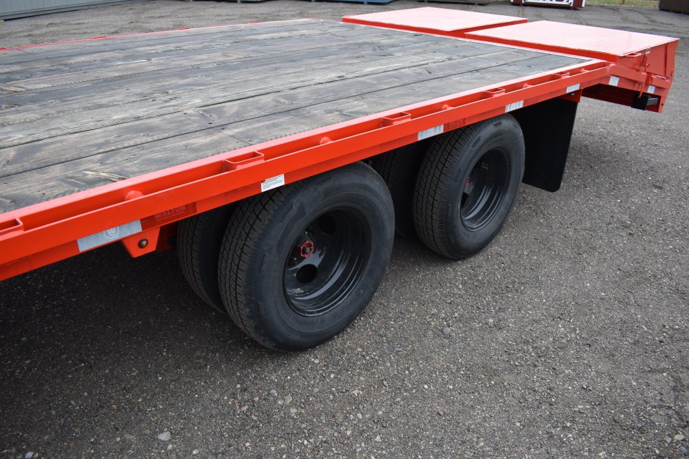 Walton FBX210-26G 20K Gooseneck trailer, 235/80R16 tires, spare tire, mud flaps, tool box, mega ramp
