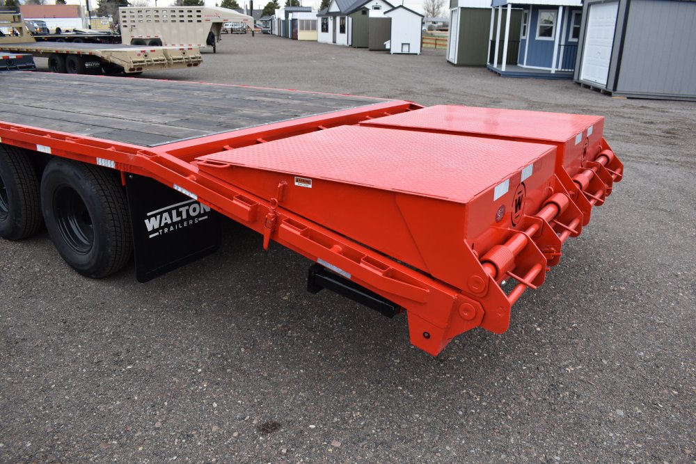 Walton FBX210-26G 20K Gooseneck trailer, 235/80R16 tires, spare tire, mud flaps, tool box, mega ramp