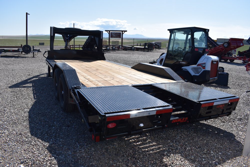 Double A 102"x20' Gooseneck Equipment Trailer, drive over fenders