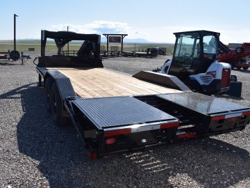Double A 102"x20' Gooseneck Equipment Trailer, drive over fenders