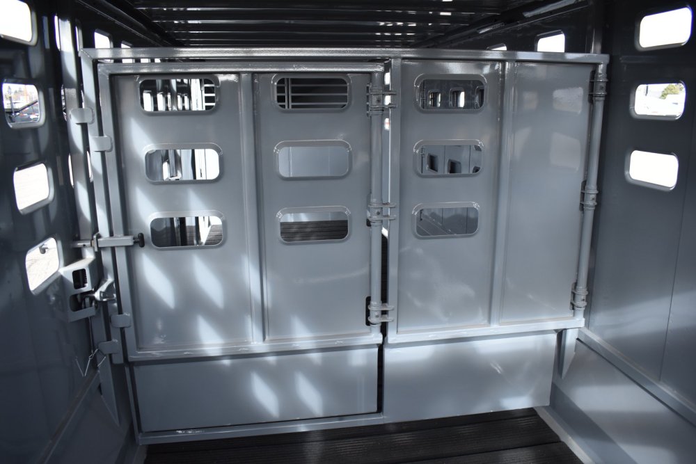 Eagle X 7x24 14K Gooseneck Livestock Trailer w/ 8K Torsion Axles, Rubber Floor & Slider Gate, Shadow