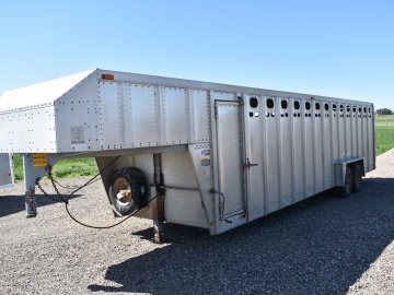 Wilson 7'X28' 20K Gooseneck Stock Trailer