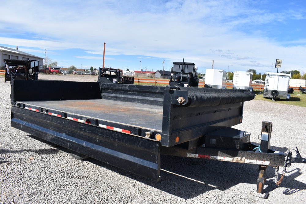 2018 PJ Dump Trailer, Fold down sides, spreader gate, mesh tarp