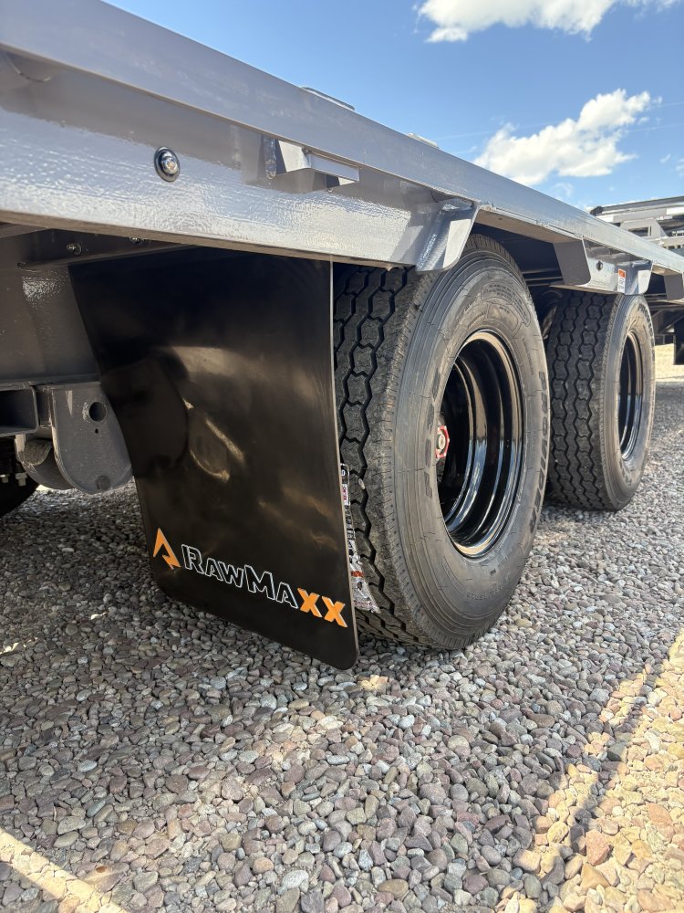 RawMaxx 102" X 32' Gooseneck Trailer, 24K, 14Ply Tires 235/85/R16 - Dual Wheels, HD Maxx Ramps, Spar