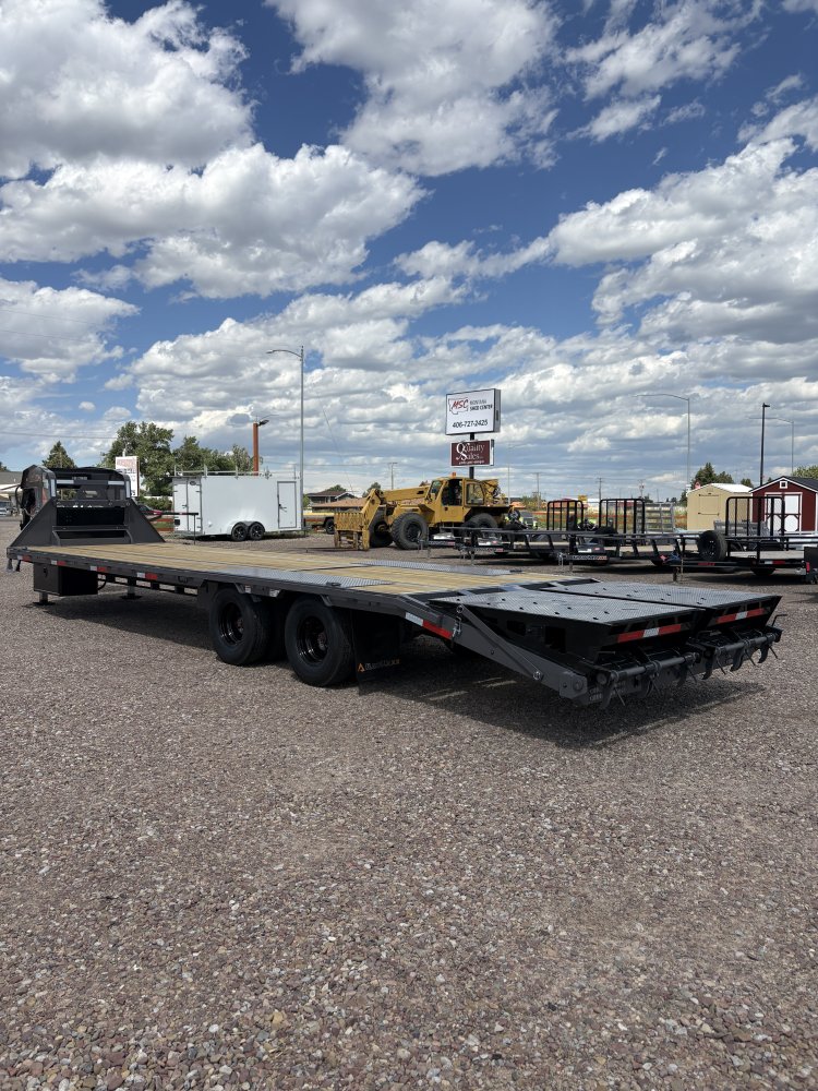 RawMaxx 102" X 32' Gooseneck Trailer, 24K, 14Ply Tires 235/85/R16 - Dual Wheels, HD Maxx Ramps, Spar